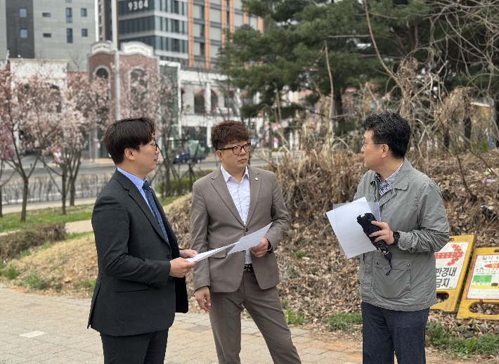 송승환 서구의장, 모경종 국회의원과 함께 아라역 교통체증 해소 위한 현장 점검 나서