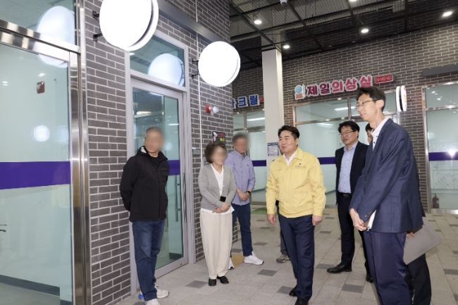 아산시, 온양온천시장 복합지원센터 정상화 계기 현장 소통