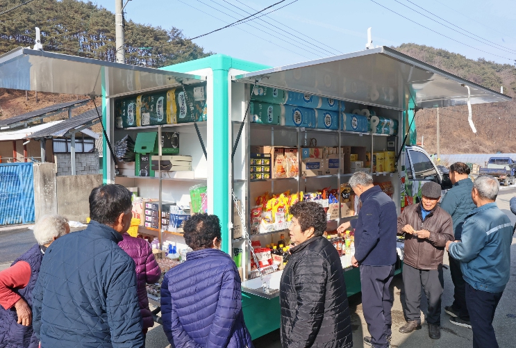 임실군, “장도 보고 칼도 갈고”..‘가가호호 이동장터’ 인기 폭발