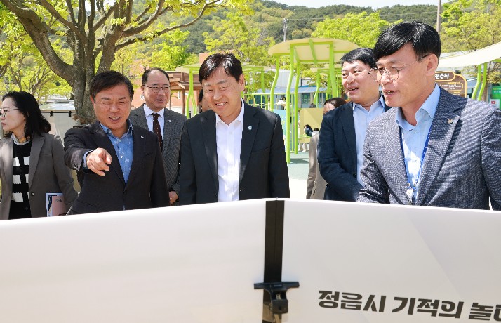 ‘산업도 아동도 정읍에서 꽃핀다’ 김관영 전북도지사, 첨단바이오·놀이터 현장 점검