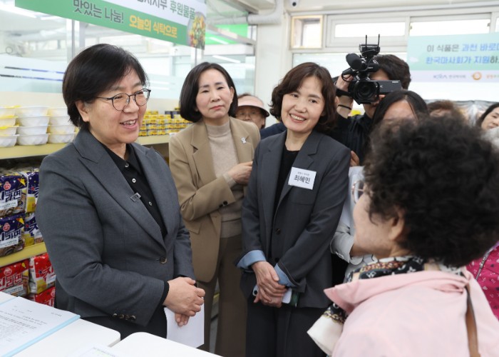최혜민 광명시장 권한대행, 정은경 보건복지부 장관에 ‘광명형 그냥드림’ 우수사례 선보여… “전국 최고 복지 모델로 키울 것”
