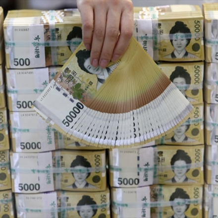 “종이 오려 5만원?”…위조지폐 범행, 결국 실형 선고