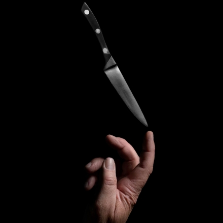 강제추행 합의 거절에 칼부림…천호동 재개발 조합장 무기징역