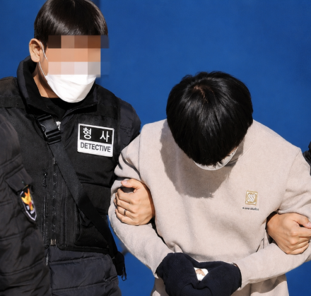 잠자던 어머니 살해한 30대…법원 징역 18년 선고