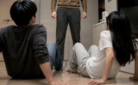 동창 남매 살해하려다 방화까지…21세 남성 징역 35년 선고